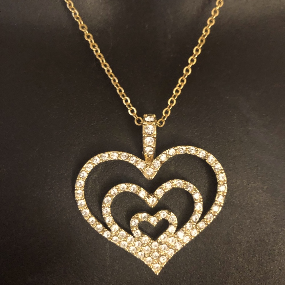 Brand New Nolan Miller heart CZ pendant with gold necklace